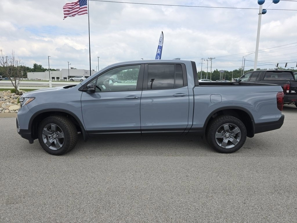 Used 2025 Honda Ridgeline TrailSport image 9