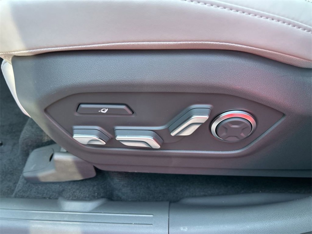 New 2026 Hyundai Santa Fe Calligraphy image 21