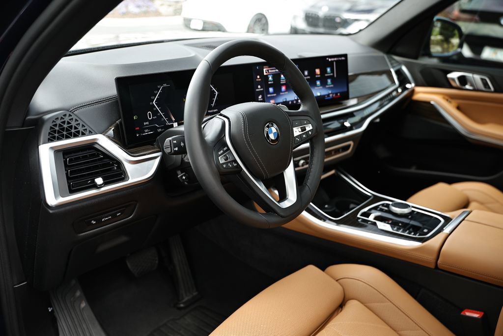 Certified 2024 BMW X5 xDrive40i w/ Parking Assistance Package image 18