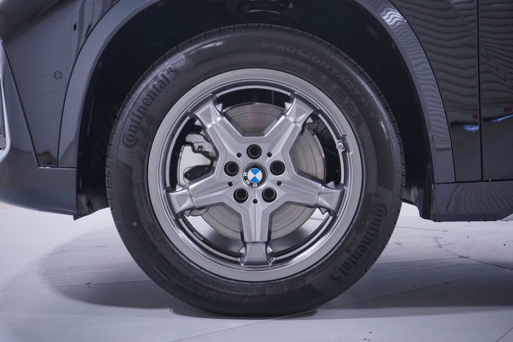 New 2026 BMW X1 xDrive28i image 2