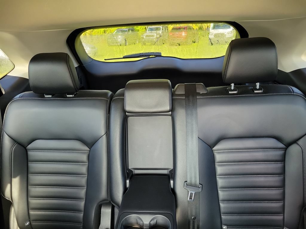 Used 2024 Ford Edge SEL AWD/4WD image 16