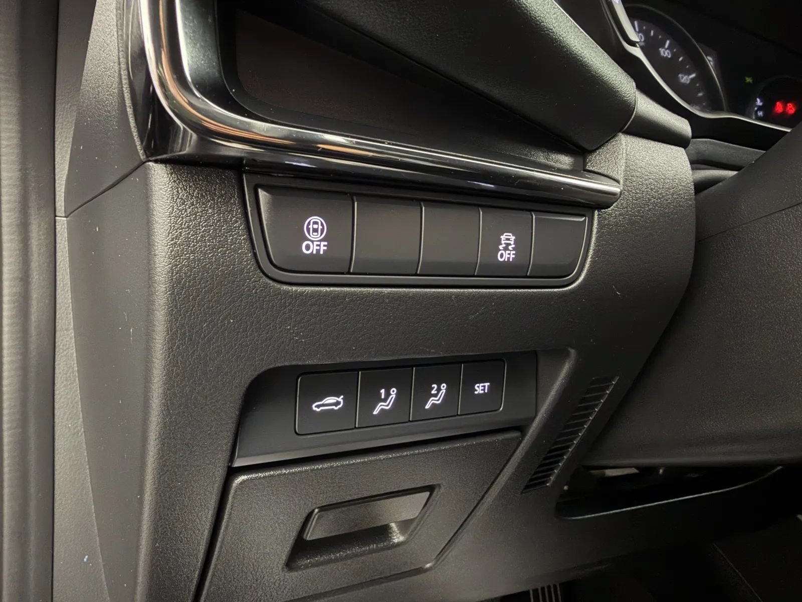 Used 2021 MAZDA MAZDA3 s FWD image 12