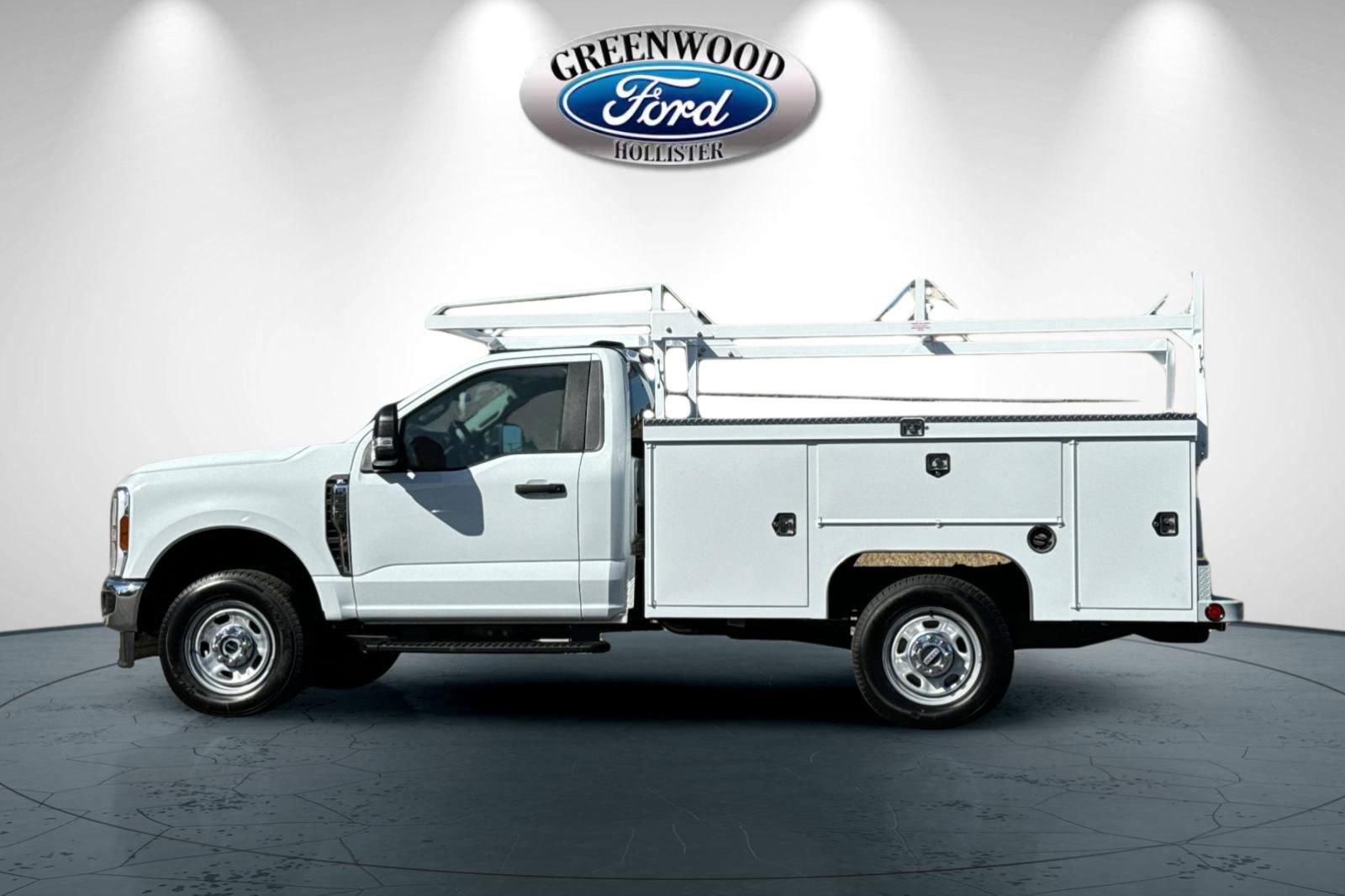 New 2025 Ford F350 XL w/ XL Chrome Package AWD/4WD image 7