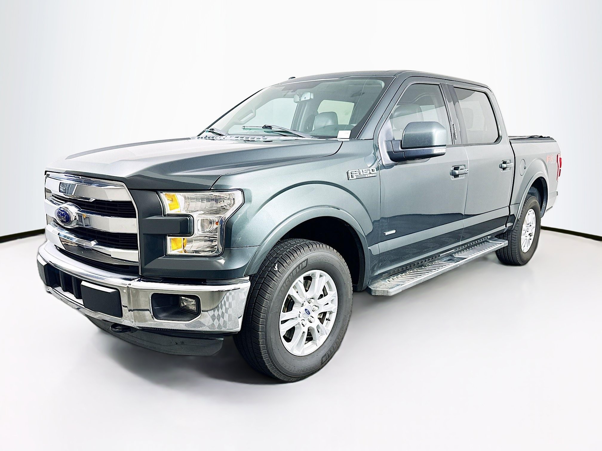 Used 2015 Ford F150 Lariat w/ Equipment Group 501A Mid AWD/4WD image 3