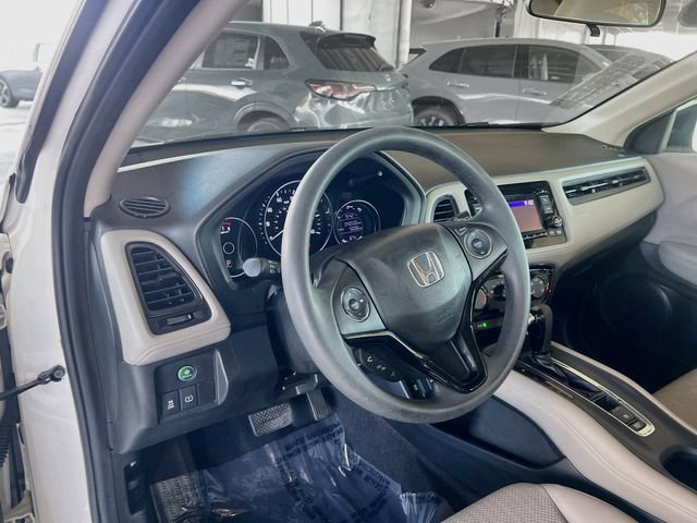 Used 2018 Honda HR-V LX image 11