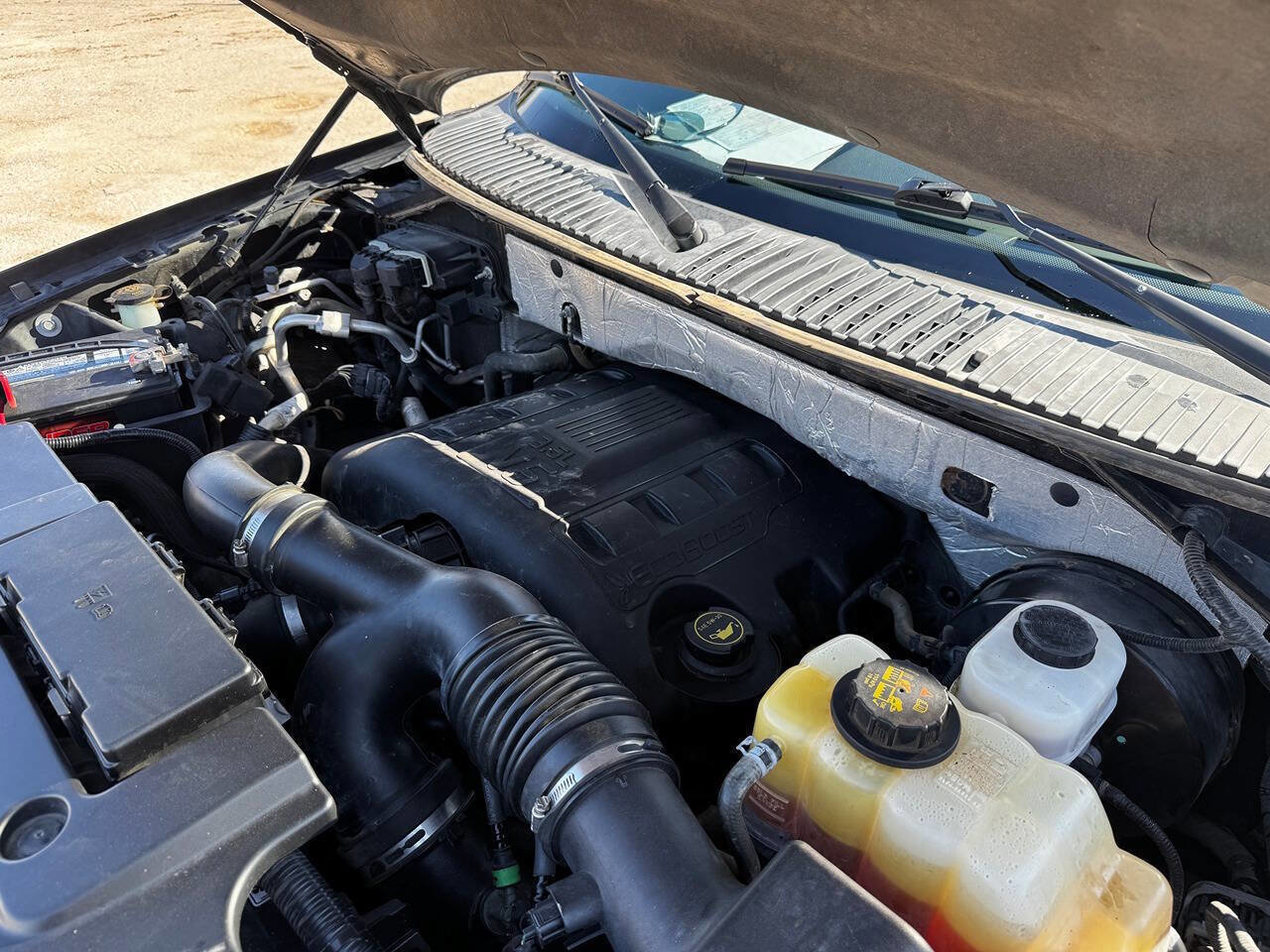 Used 2015 Ford Expedition XLT w/ Equipment Group 202A image 38