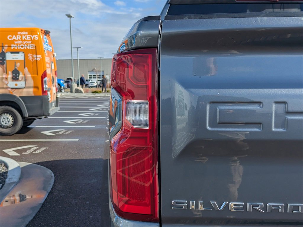 Used 2020 Chevrolet Silverado 1500 LT Trail Boss image 46