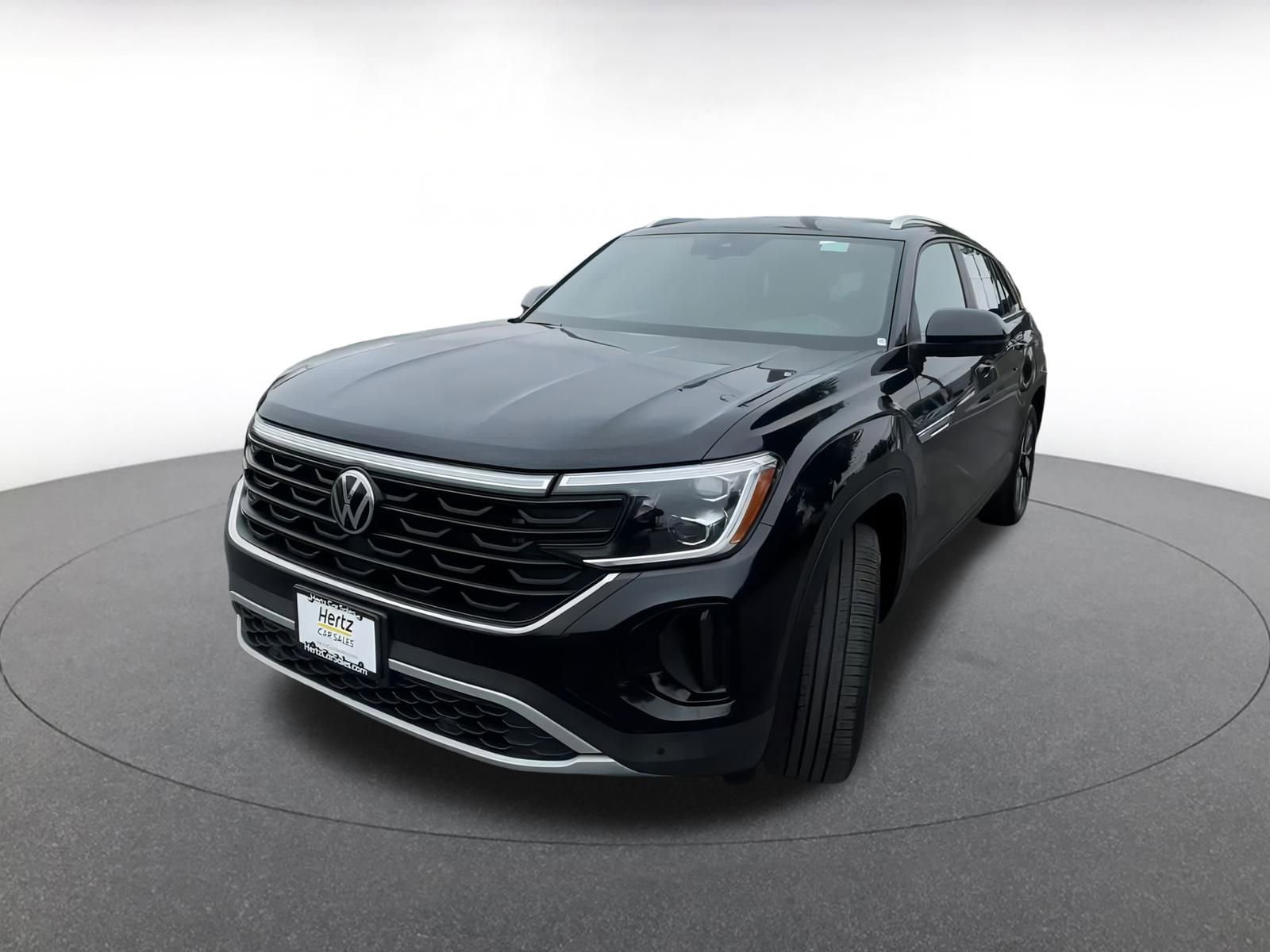 Used 2025 Volkswagen Atlas Cross Sport SE image 7