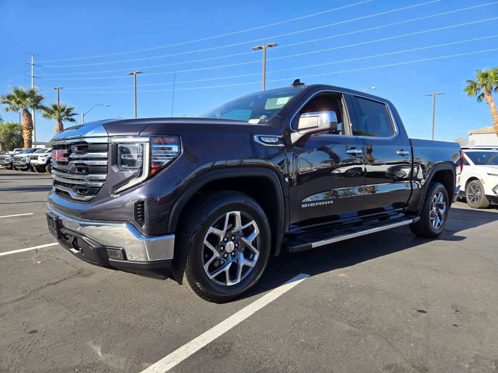 Used 2023 GMC Sierra 1500 SLT RWD image 2