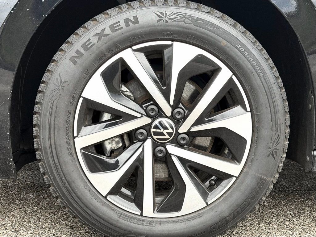 Used 2022 Volkswagen Jetta S image 36