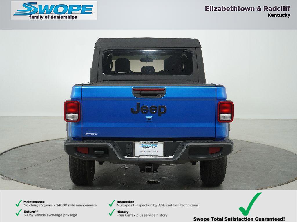 Used 2022 Jeep Gladiator Sport image 4