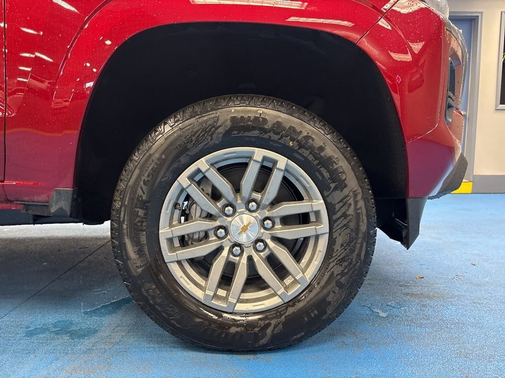 New 2026 Chevrolet Colorado LT w/ Advanced Trailering Package AWD/4WD image 3