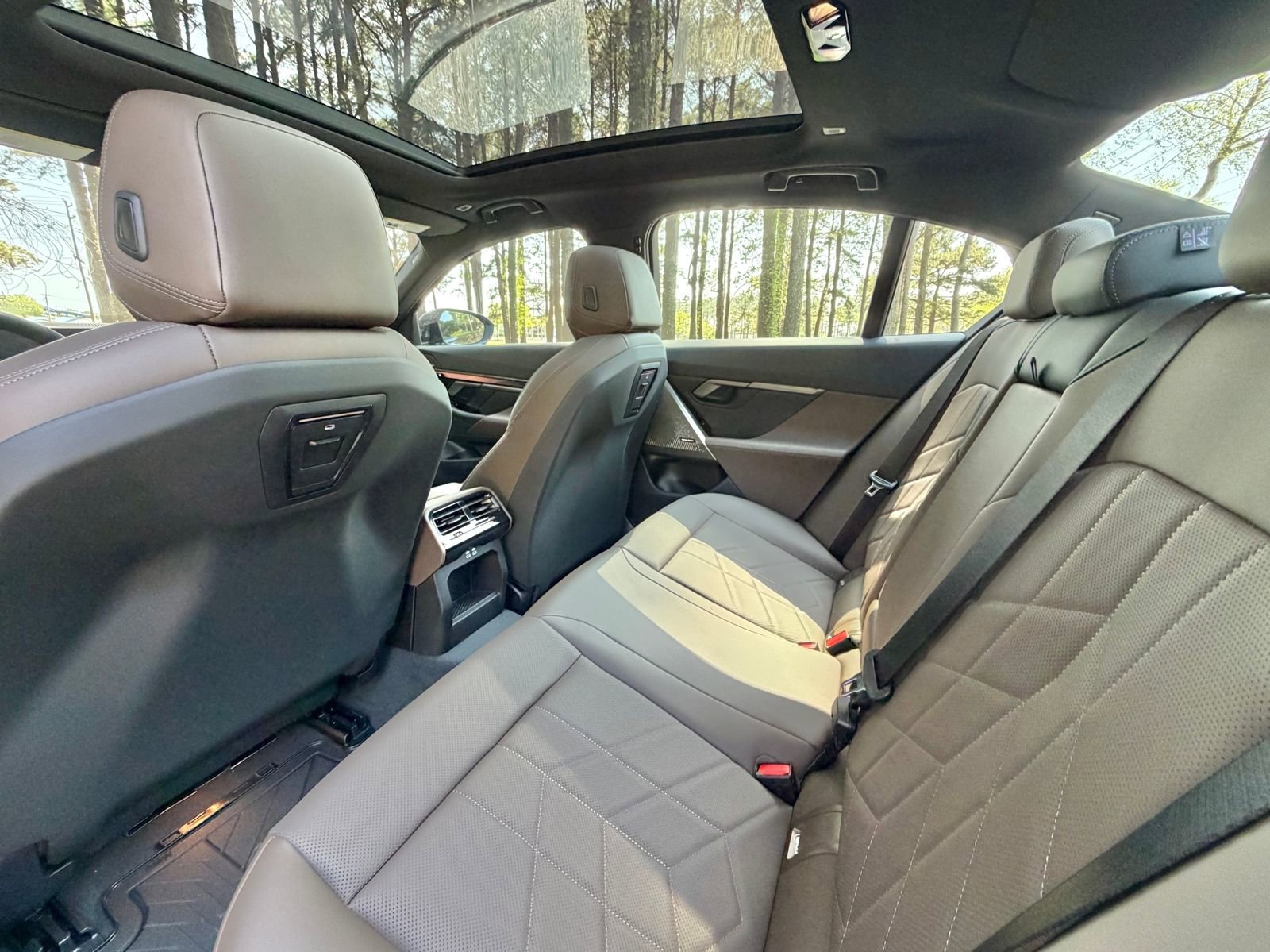 New 2026 BMW 530i w/ M Sport Package image 15