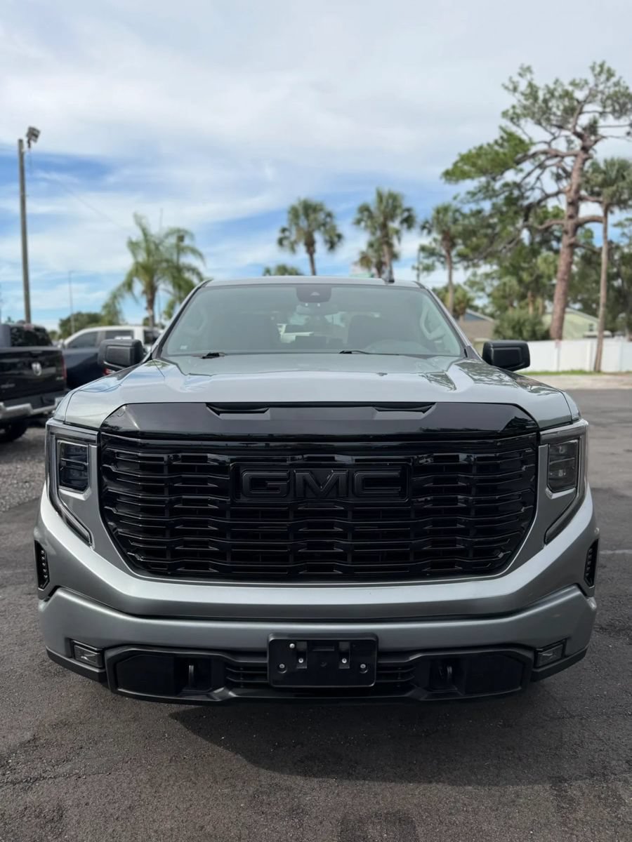 Used 2023 GMC Sierra 1500 Elevation AWD/4WD image 2