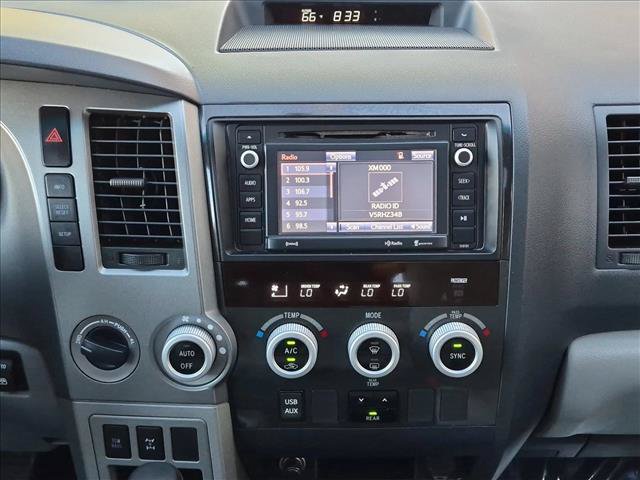 Used 2017 Toyota Sequoia SR5 AWD/4WD image 12