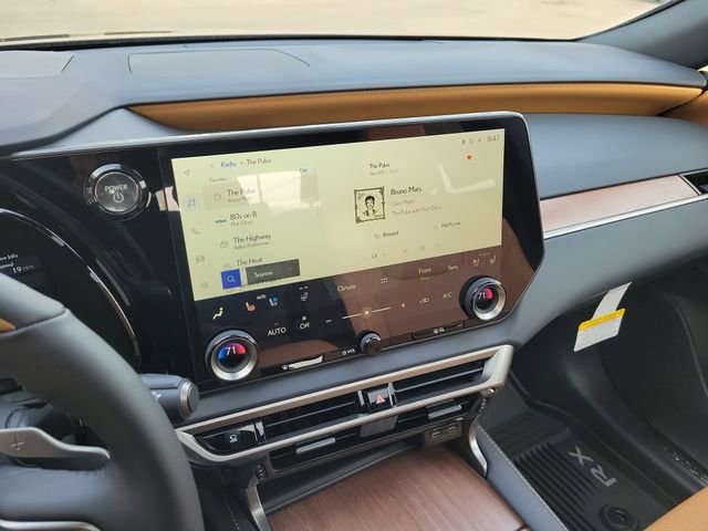 New 2026 Lexus RX 450h AWD image 27