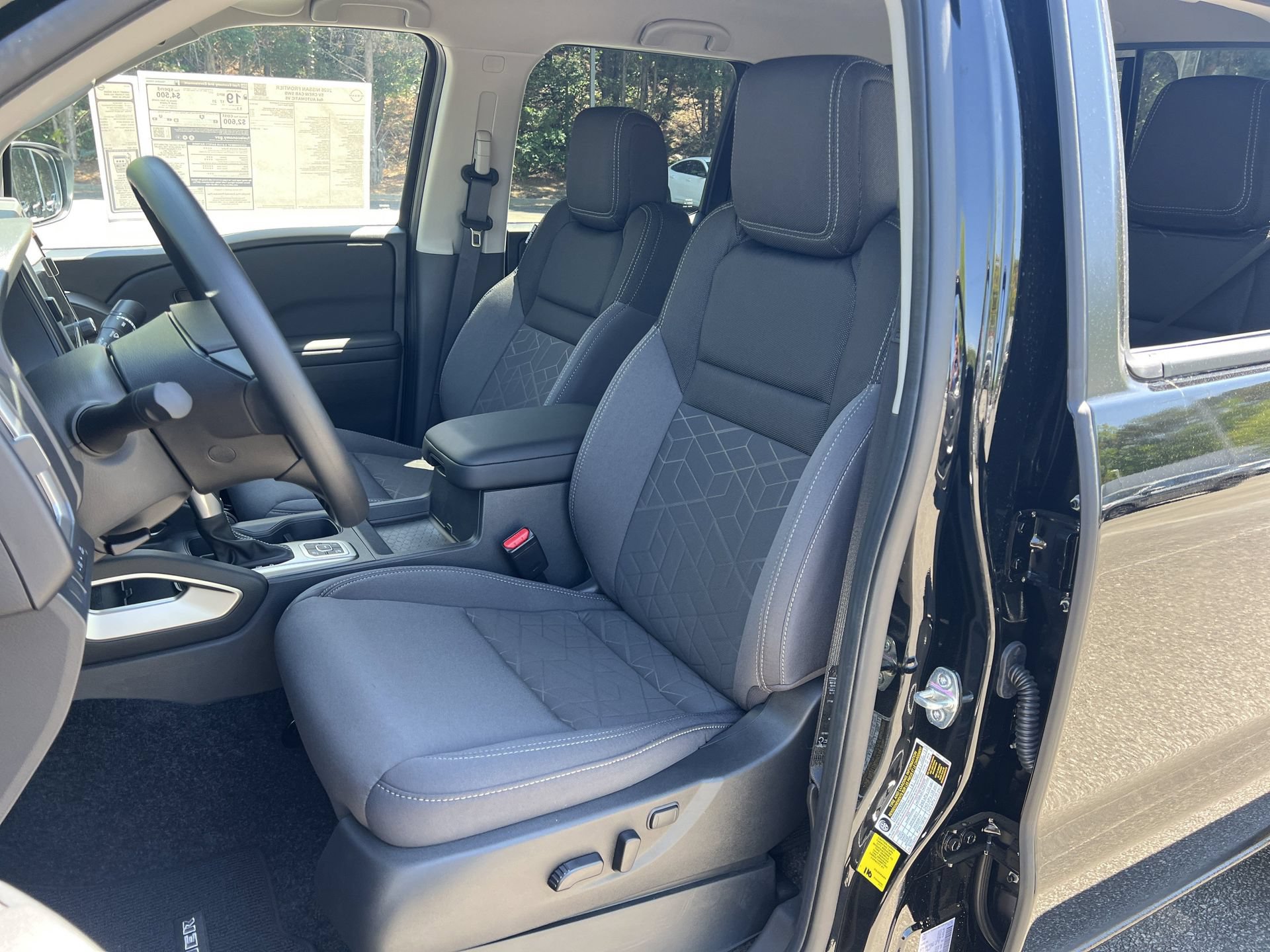 New 2026 Nissan Frontier SV w/ Tow Package AWD/4WD image 14
