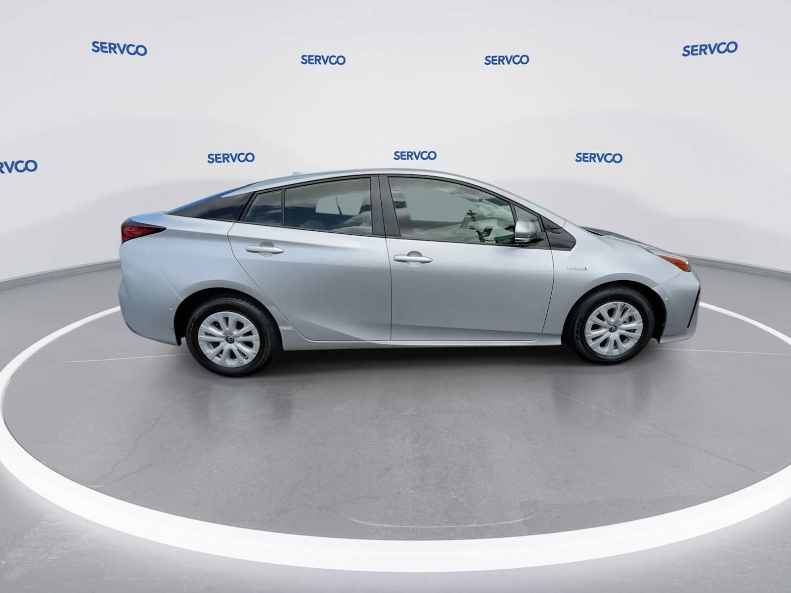 Used 2020 Toyota Prius LE FWD image 9