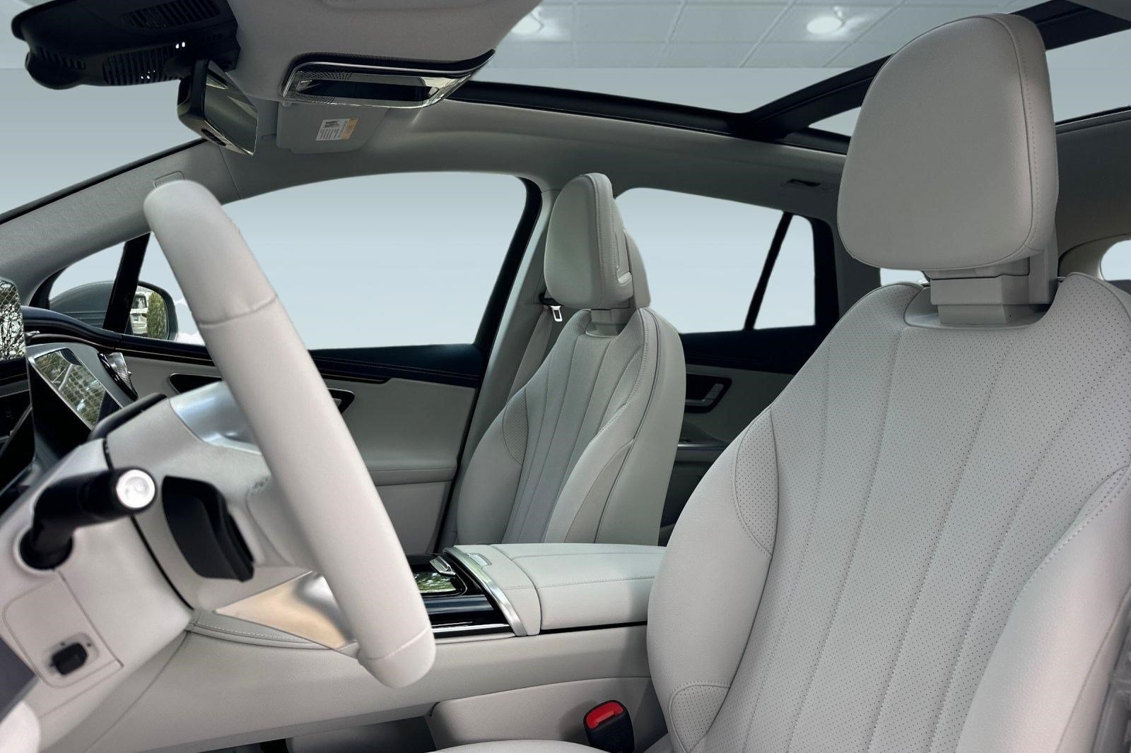 New 2027 Mercedes-Benz EQE 320 4MATIC SUV image 22