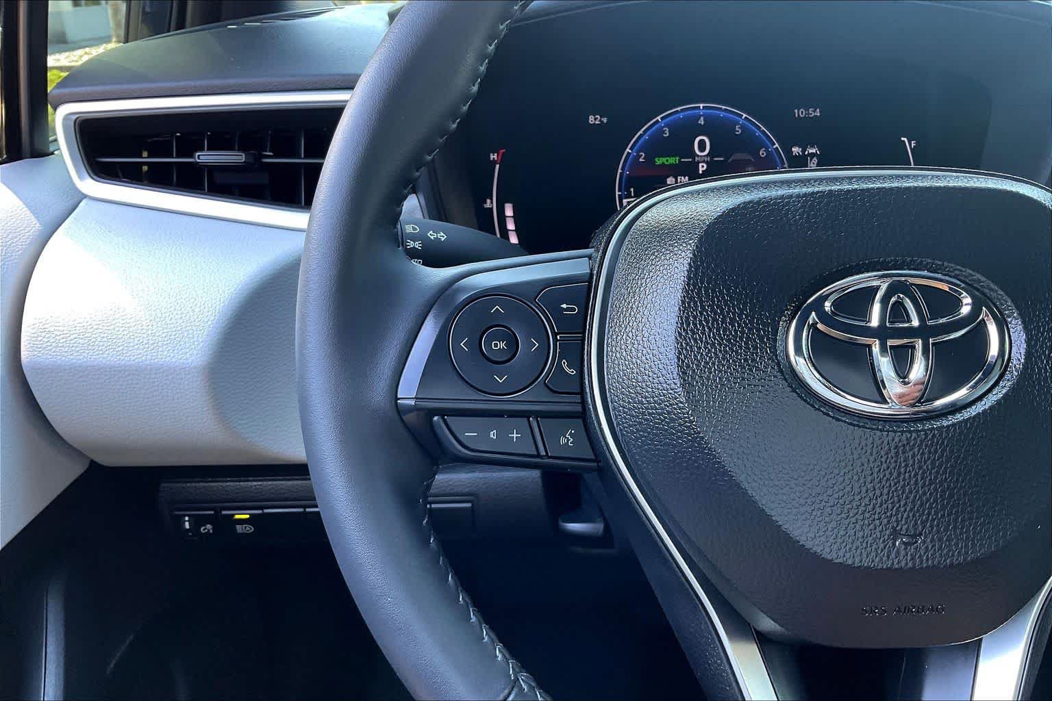 Used 2026 Toyota Corolla SE FWD image 23
