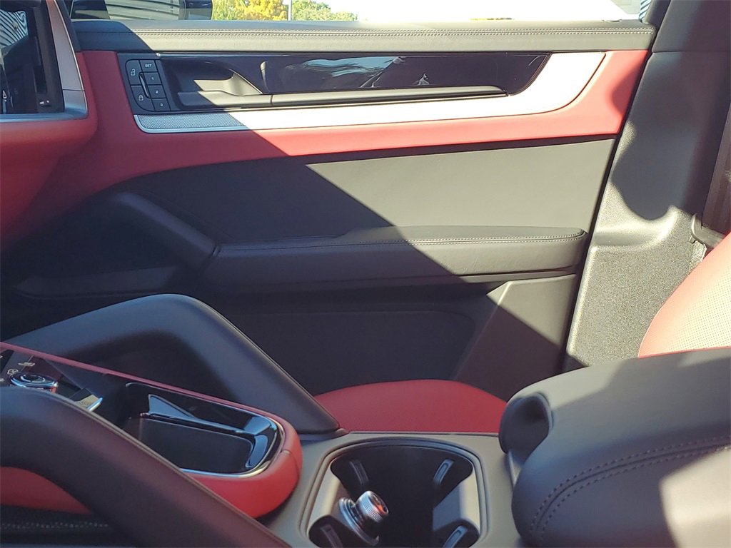 New 2026 Porsche Cayenne E-Hybrid Coupe image 29