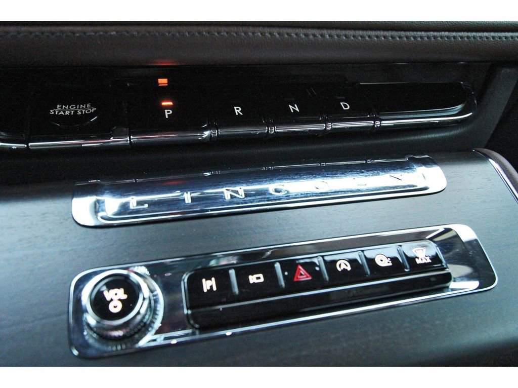 Used 2025 Lincoln Aviator Reserve w/ Jet Appearance Package RWD image 27