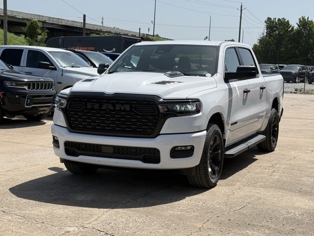 New 2026 RAM 1500 Express AWD/4WD image 10