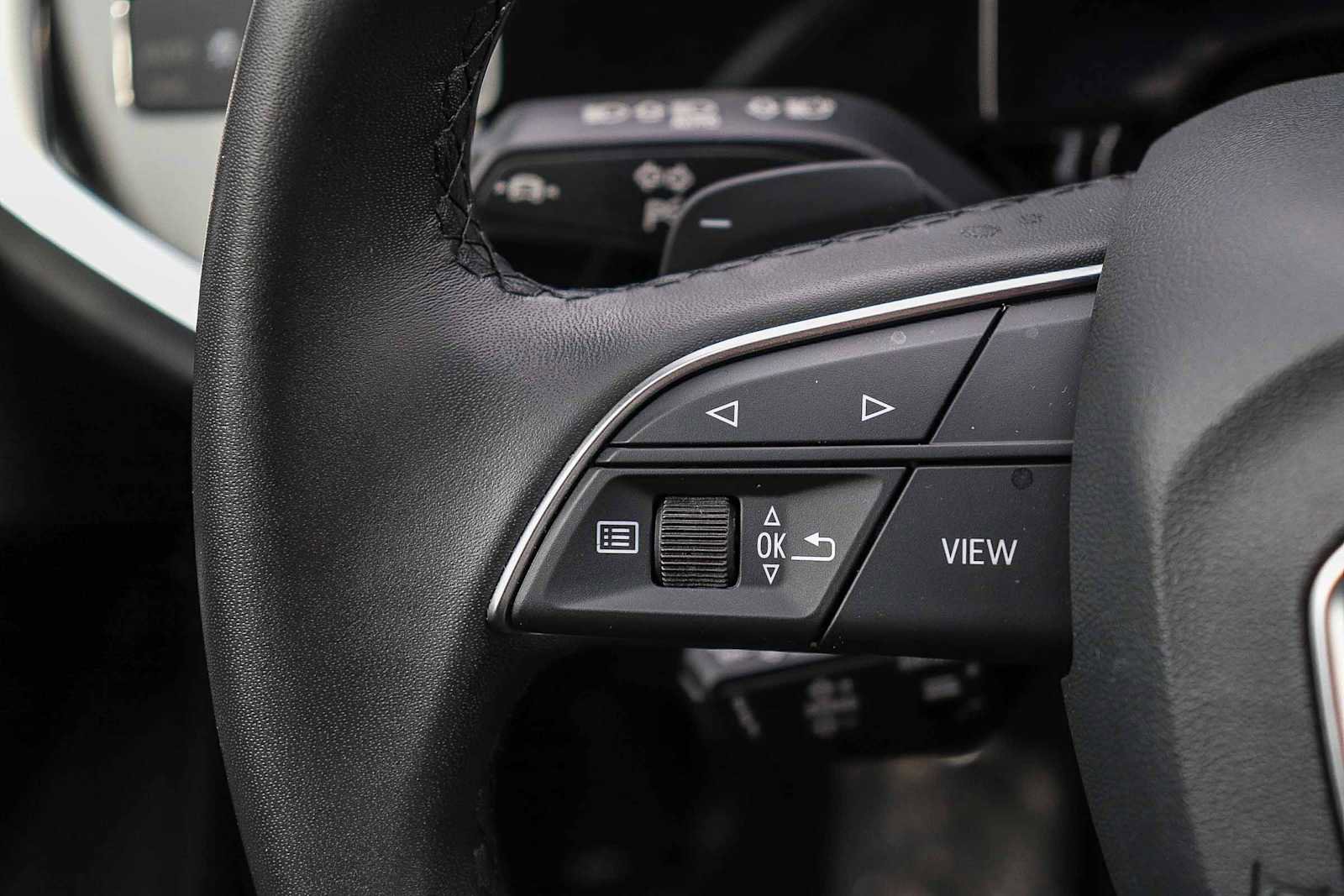 Used 2025 Audi Q3 2.0T Premium Plus w/ Premium Plus Package image 19