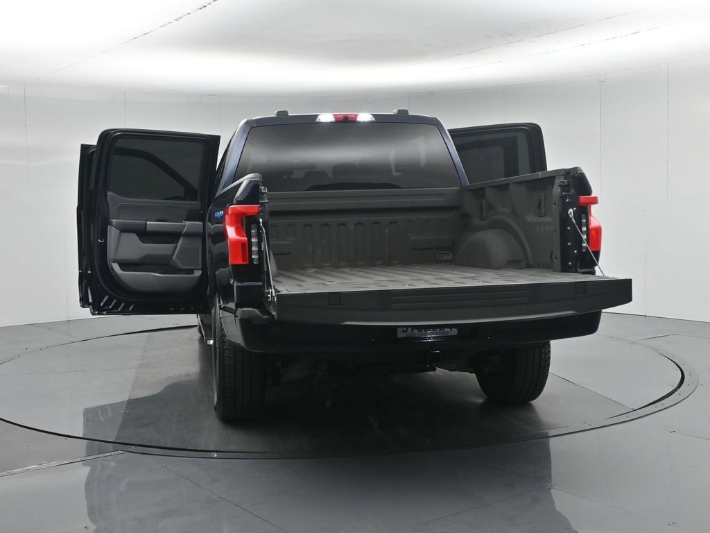 Used 2023 Ford F150 Lightning XLT image 40