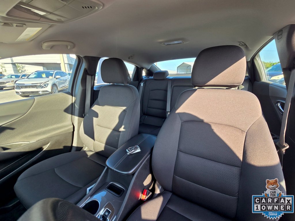 Used 2025 Chevrolet Malibu LT FWD image 23