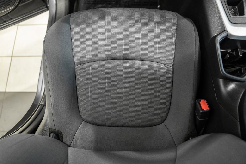 Used 2022 Toyota RAV4 XLE image 26