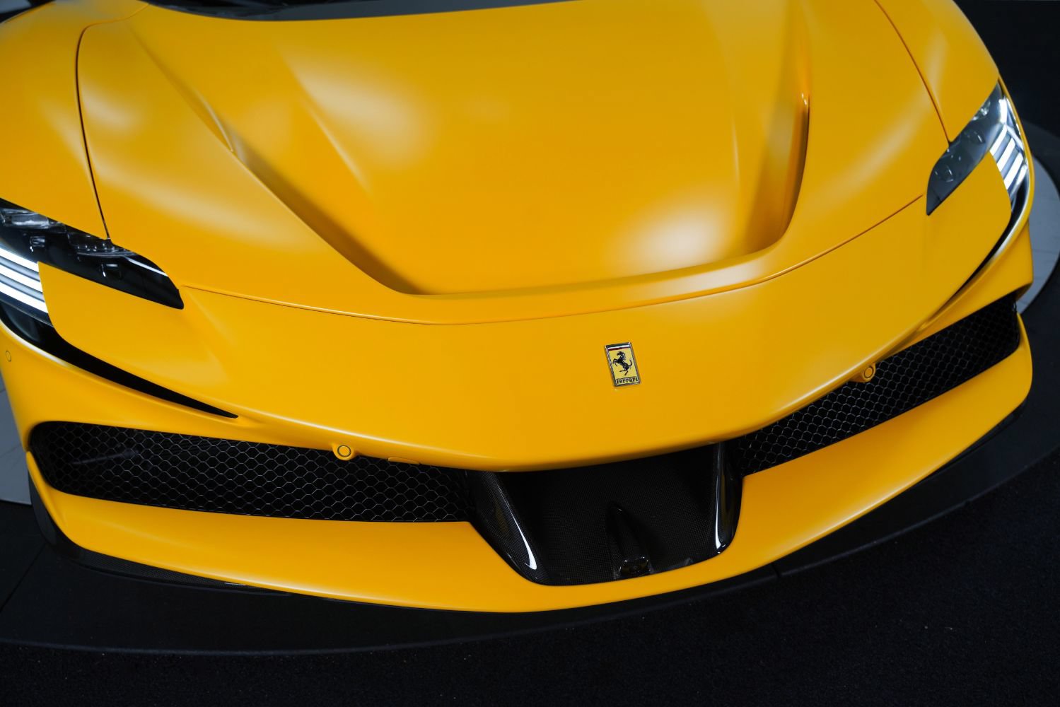 Used 2023 Ferrari SF90 Stradale AWD/4WD image 15