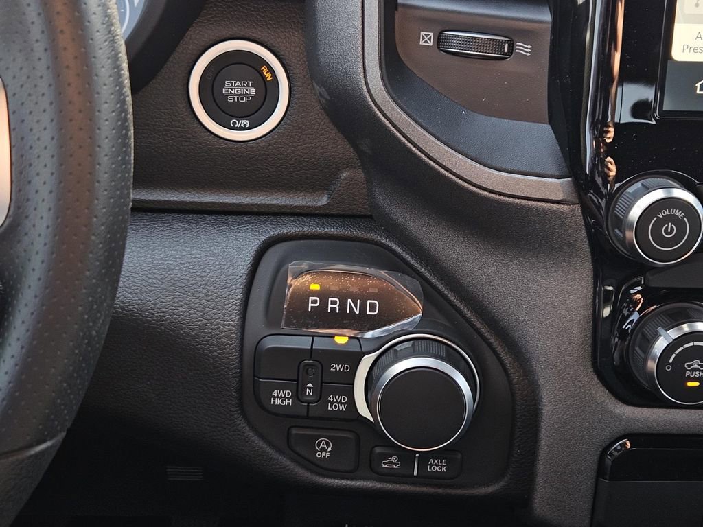 New 2026 RAM 1500 Classic Warlock image 19