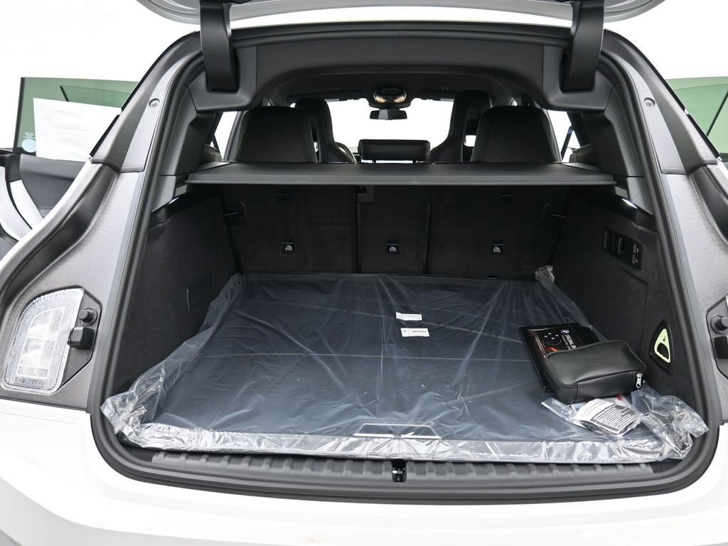 New 2026 BMW iX xDrive45 AWD/4WD image 17