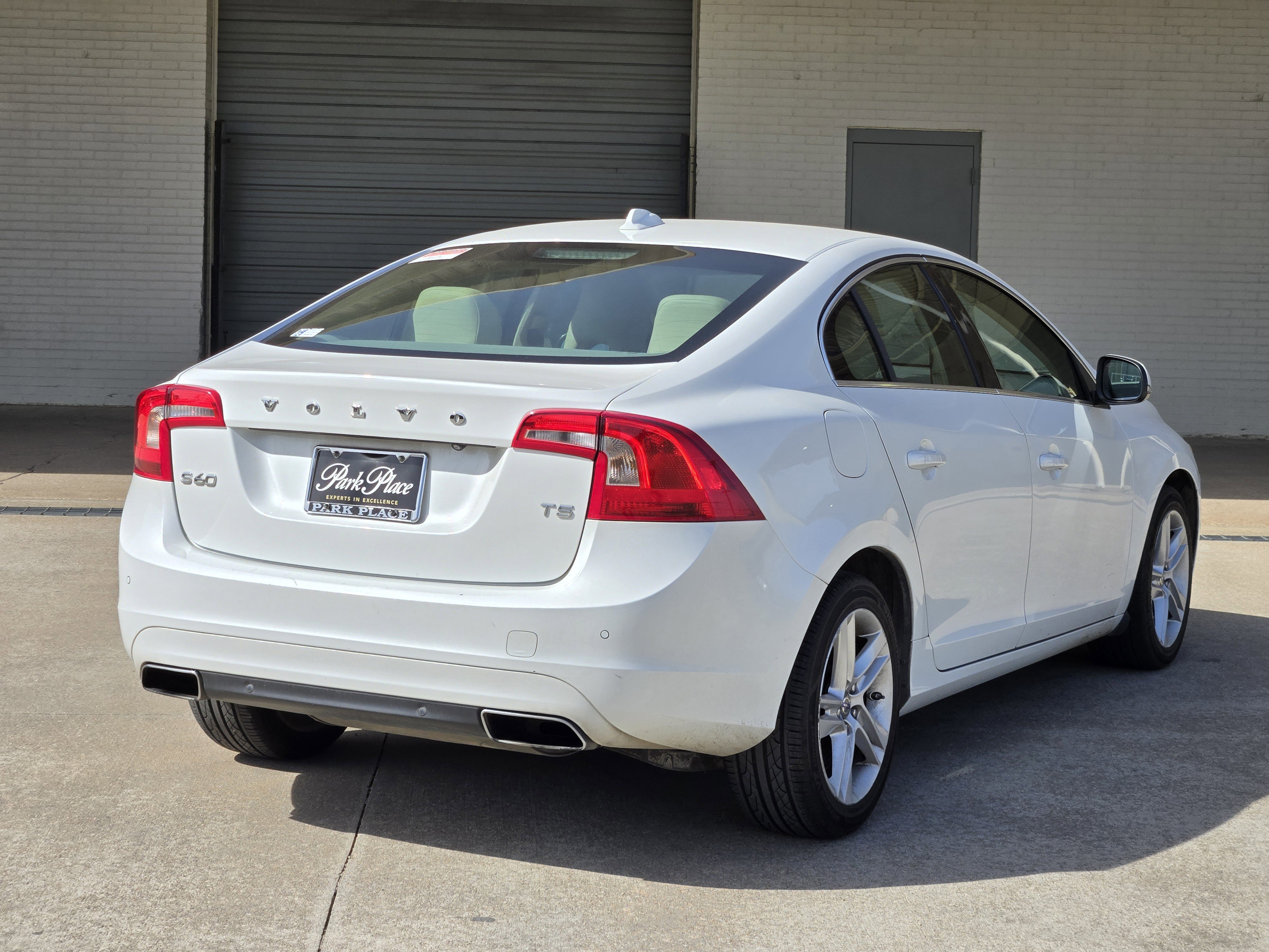 Used 2015 Volvo S60 T5 Premier Plus image 9
