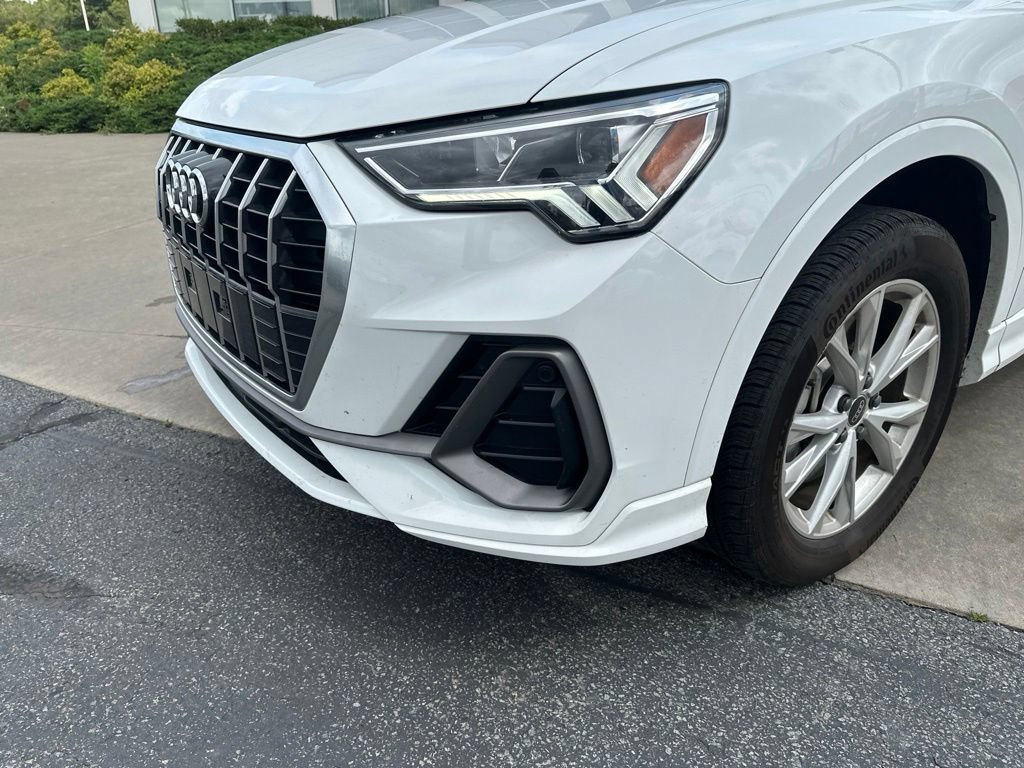 Used 2025 Audi Q3 2.0T Premium AWD/4WD image 12