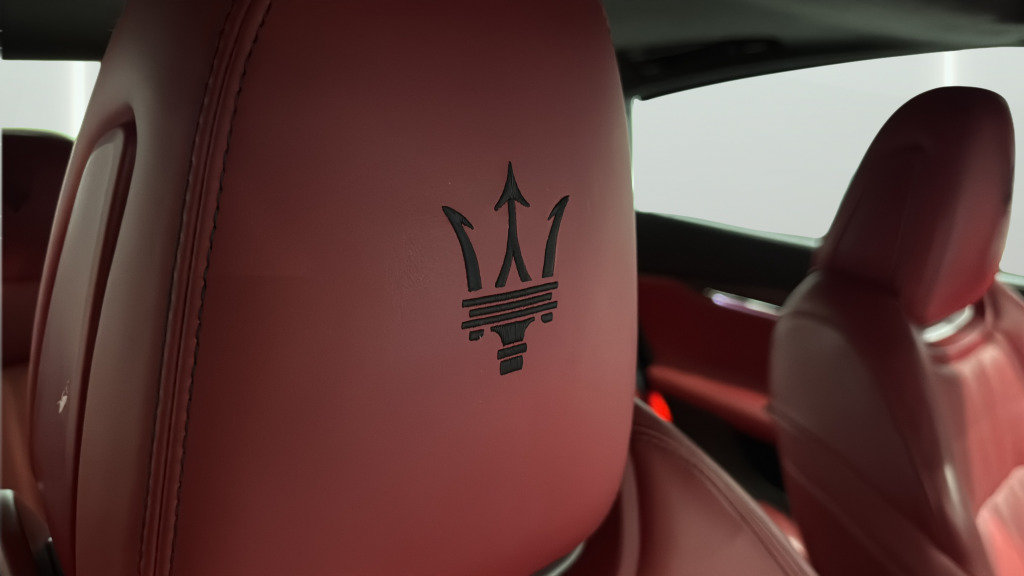Used 2017 Maserati Quattroporte GTS GranSport RWD image 36