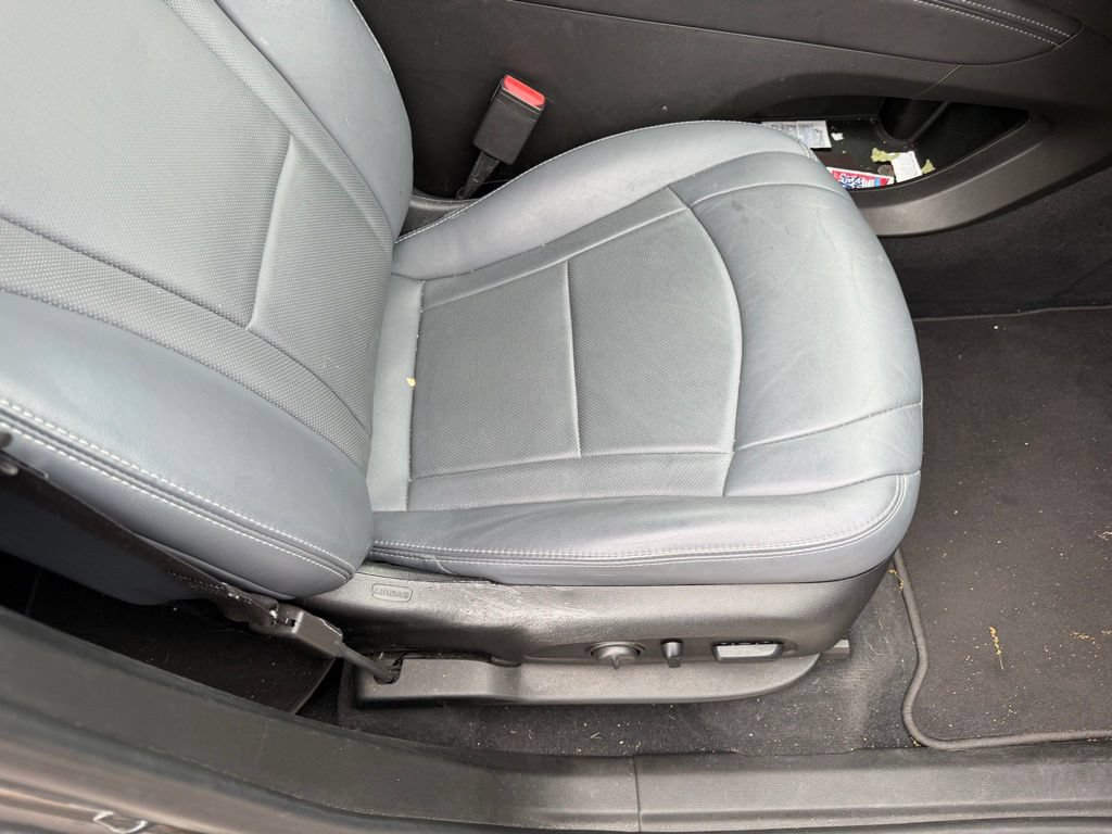 Used 2020 Buick Enclave Essence FWD image 18