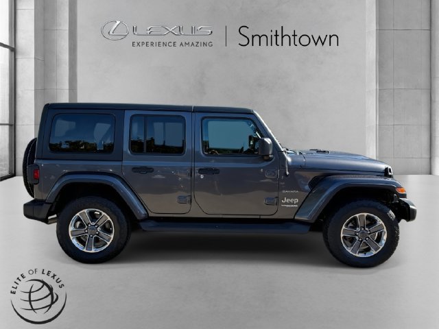 Used 2021 Jeep Wrangler Unlimited Sahara AWD/4WD image 4