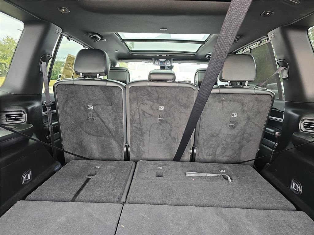 Used 2023 Jeep Wagoneer 4WD w/ Premium Group I image 13