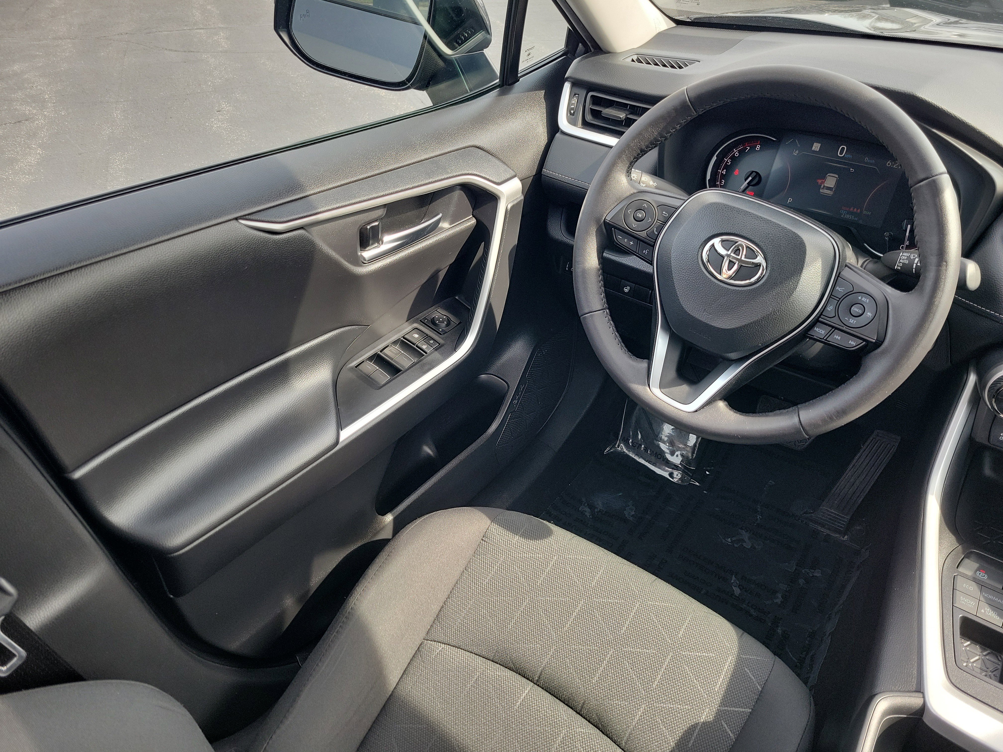 Certified 2024 Toyota RAV4 XLE w/ Convenience Package image 17