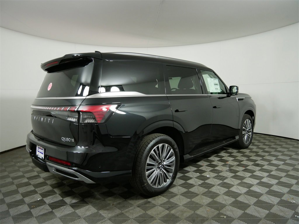 New 2025 INFINITI QX80 Sensory image 3