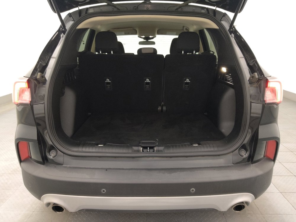 Used 2020 Ford Escape SE image 29