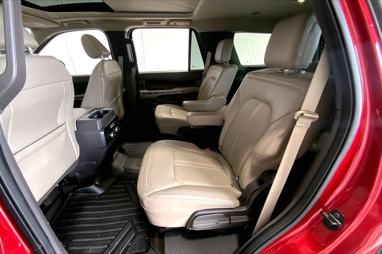 Used 2021 Ford Expedition Limited RWD image 24