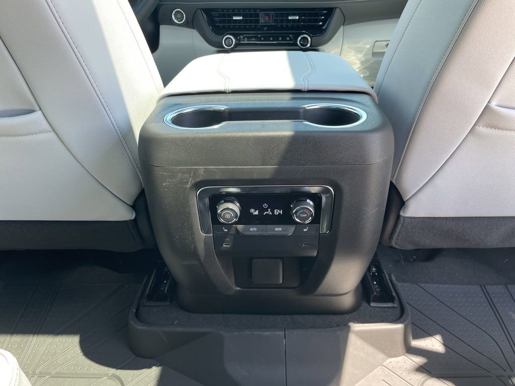 New 2026 Chevrolet Tahoe Premier w/ Sun And Tow Package AWD/4WD image 36