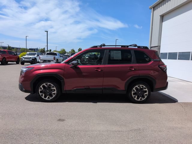 Used 2025 Subaru Forester Premium w/ Convenience Package #1 AWD/4WD image 6