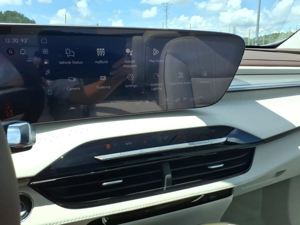 New 2026 Buick Enclave Avenir w/ Super Cruise Package AWD/4WD image 19