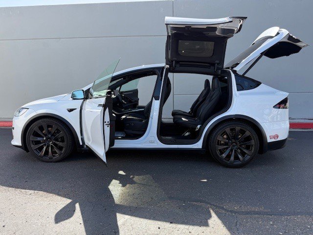 Used 2022 Tesla Model X Plaid AWD/4WD image 18