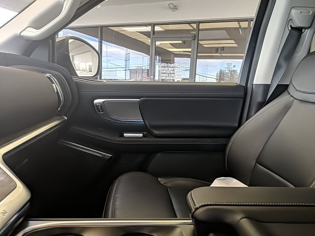 Used 2025 Ford Expedition Max Platinum image 28