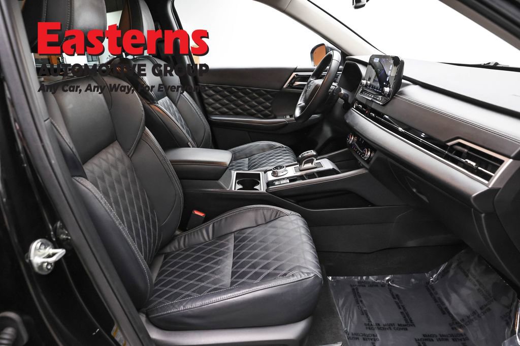 Used 2022 Mitsubishi Outlander SEL AWD/4WD image 25